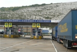 Dover - vjezd do přístavu